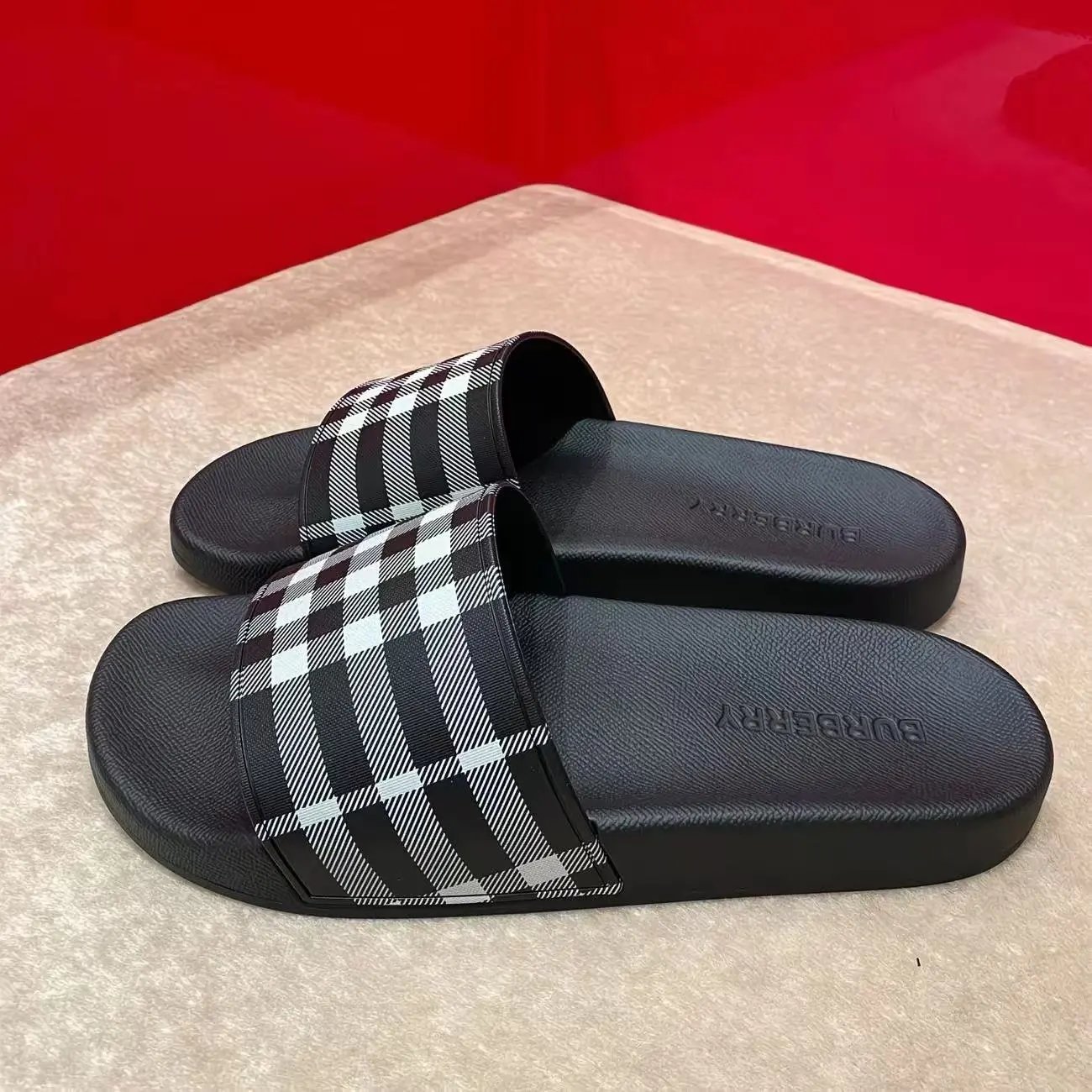 Burberry - Classic 2