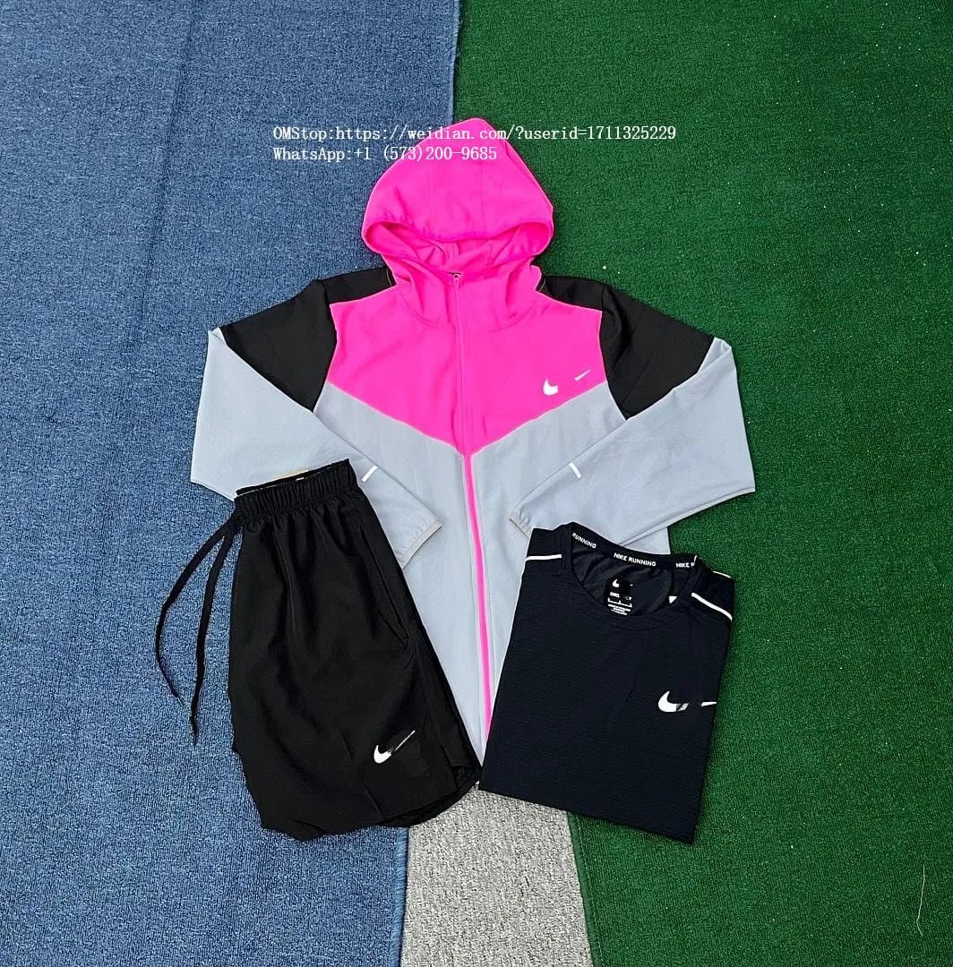 Color-Block Hooded Track Suit Set photo 4