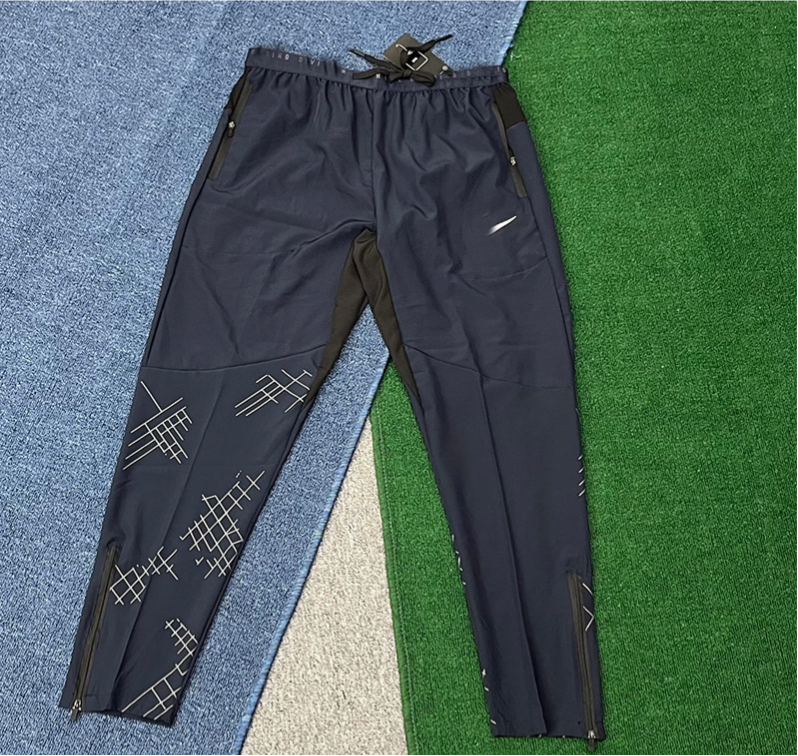 Threaded pants in navy blue