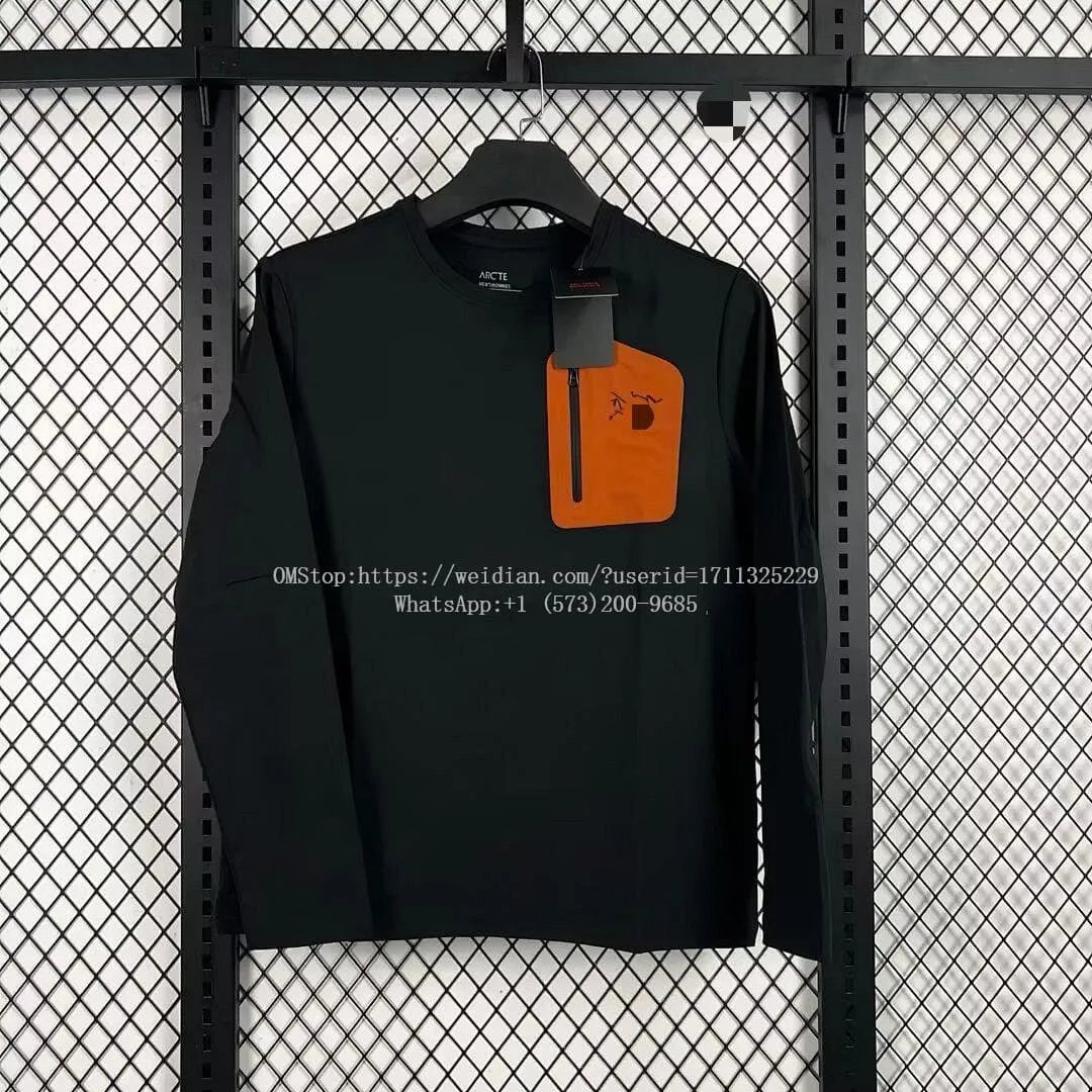Nike Arc Quick-Dry Sports Jacket photo 2