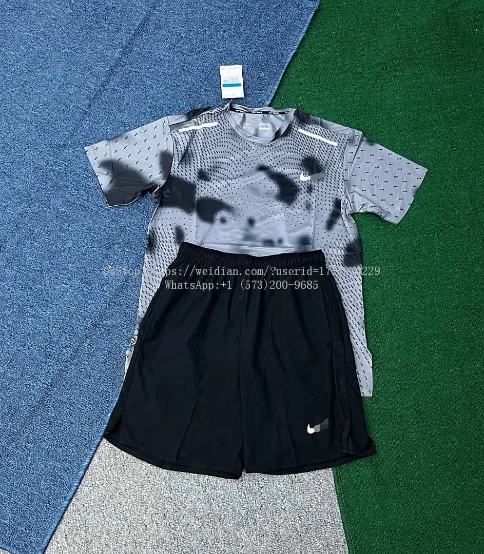 Nike Quick-Dry Reflective Running Summer Set photo 4