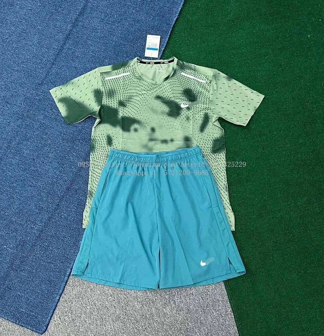 Nike Quick-Dry Reflective Running Summer Set photo 7