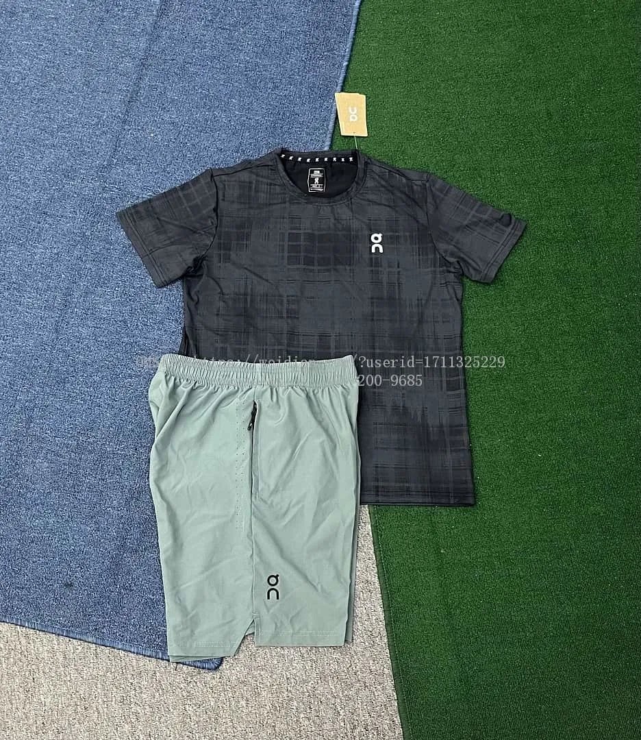 Quick-Dry Sports T-Shirt and Shorts Set photo 7