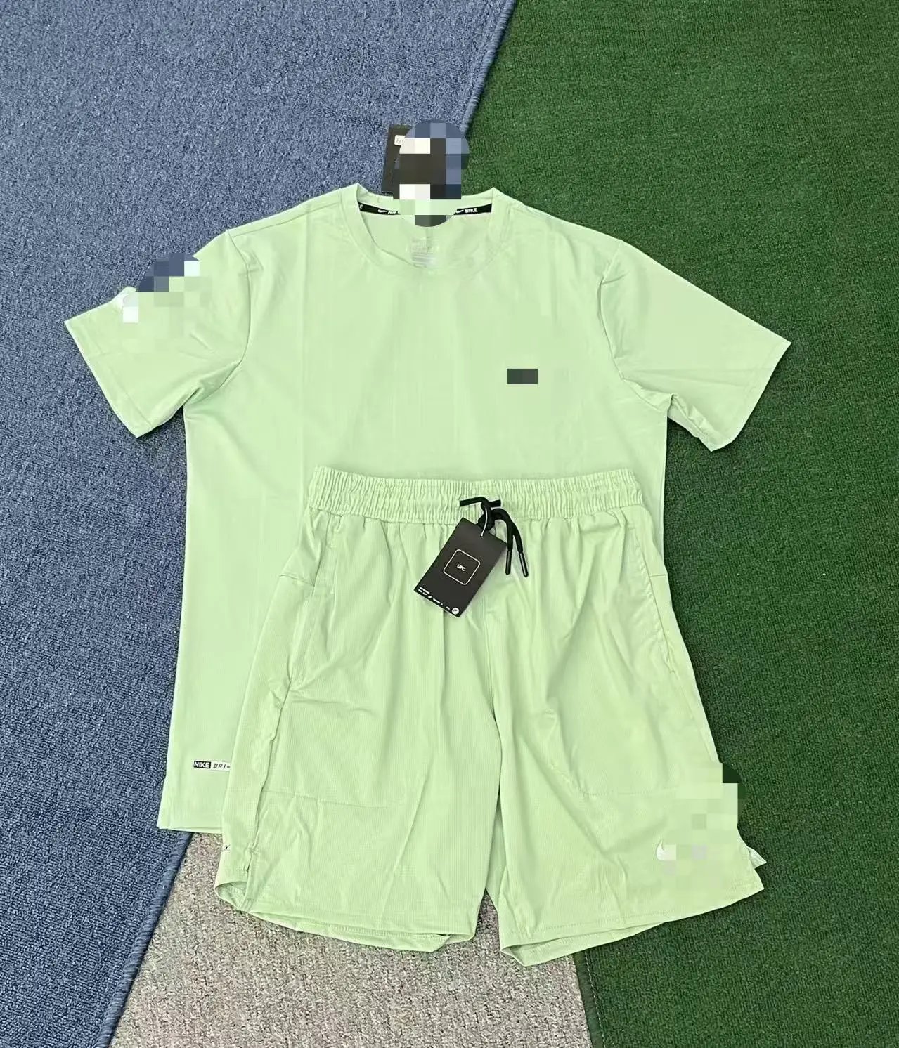 1243 green+637 green