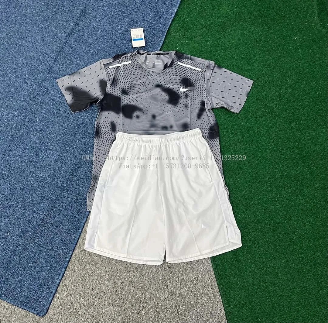Nike Quick-Dry Reflective Running Summer Set photo 6