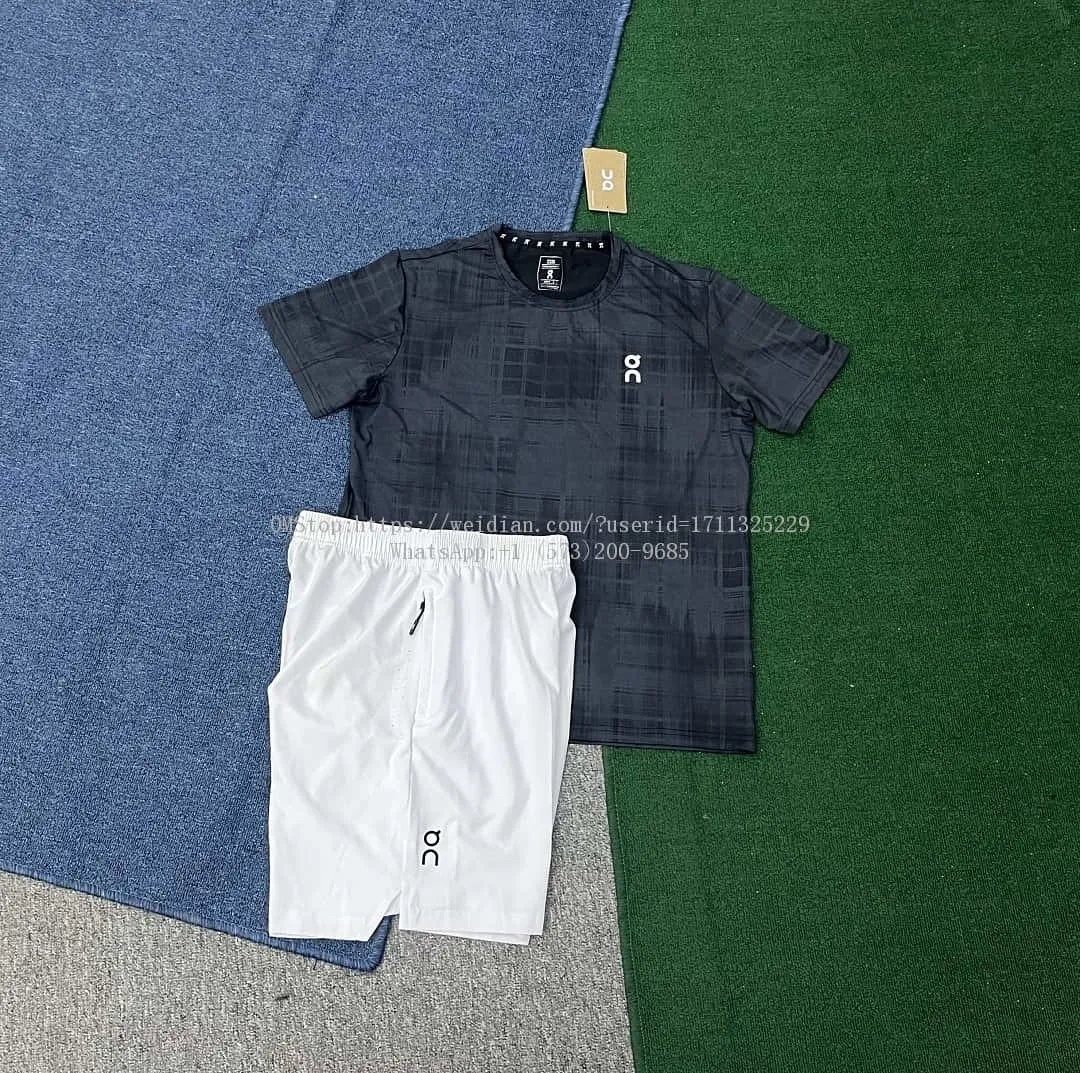 Quick-Dry Sports T-Shirt and Shorts Set photo 8