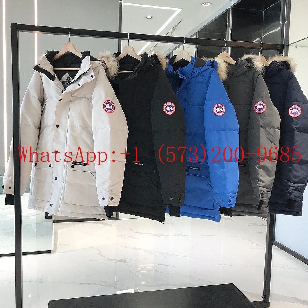 Canada Goose 30 Model Coyote Fur Trim Hooded Down Parka