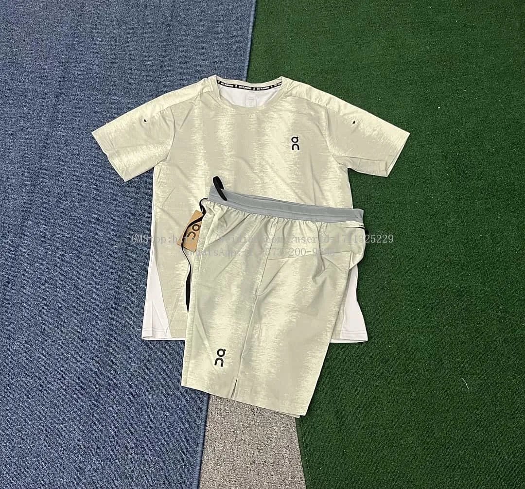 Quick-Dry Sports T-Shirt and Shorts Set photo 3