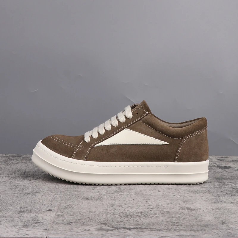 Low-top khaki small triangle (suede)