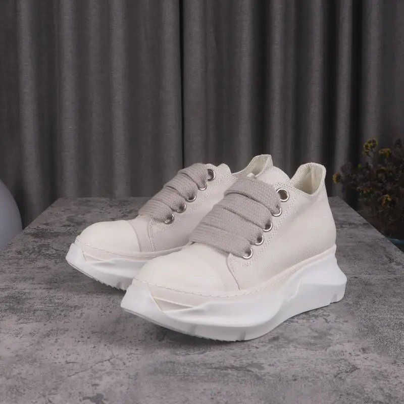 Low-top thick sole off-white (canvas)