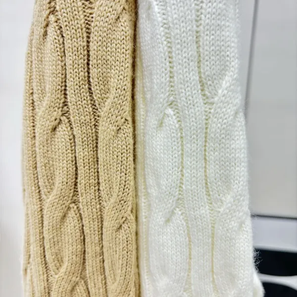 Cable Knit Crewneck Sweater in Cream - 20