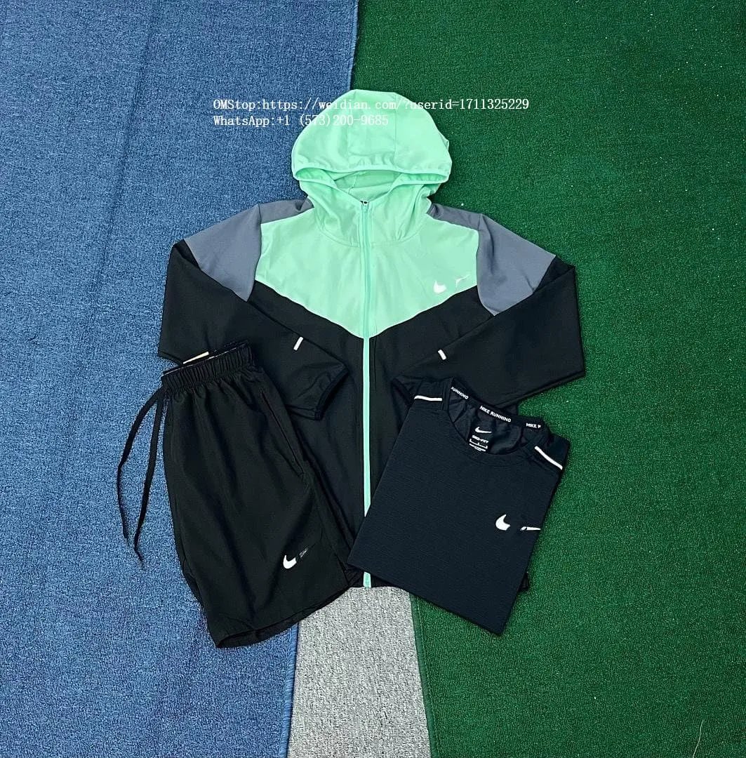 Color-Block Hooded Track Suit Set photo 8