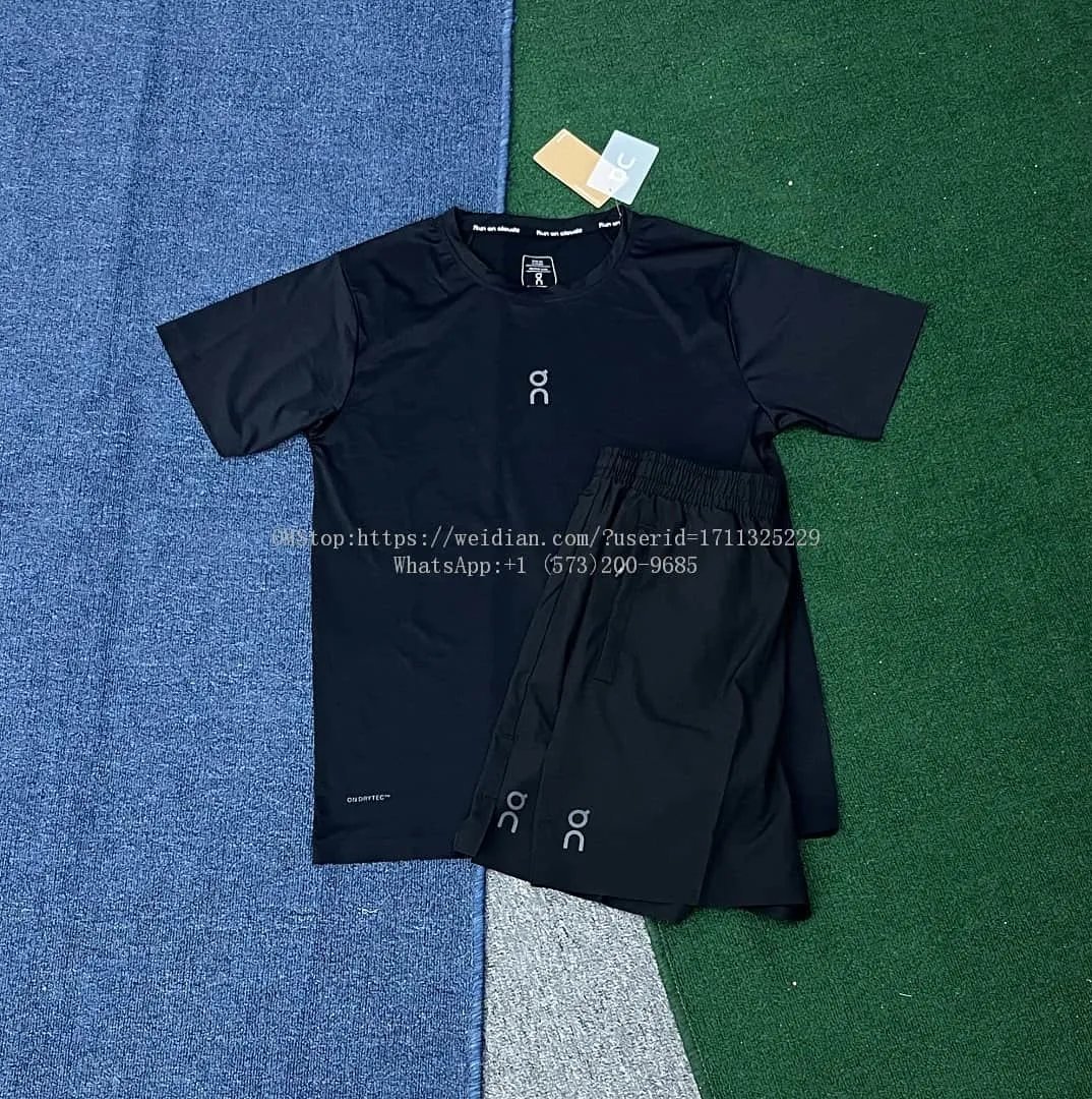 Quick-Dry Sports T-Shirt and Shorts Set photo 7