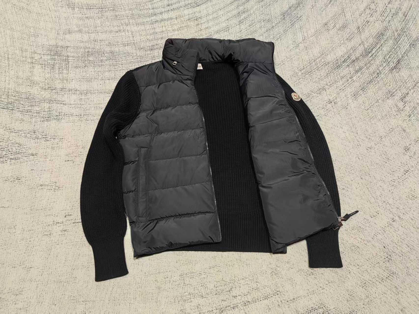Knitted down cardigan patchwork jacket (Style details+WA+86 17505977689)