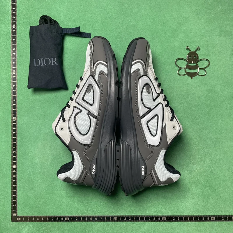 No.5 Grey 868 Deep
