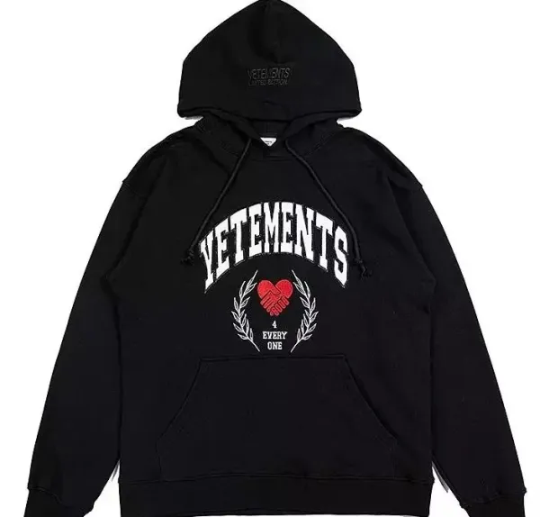 Vetements撕纸效果Logo Black Hoodie - 11