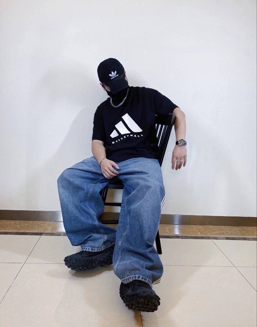 Adidas Basketball Black Cotton Logo T-Shirt Unisex Casual Tee
