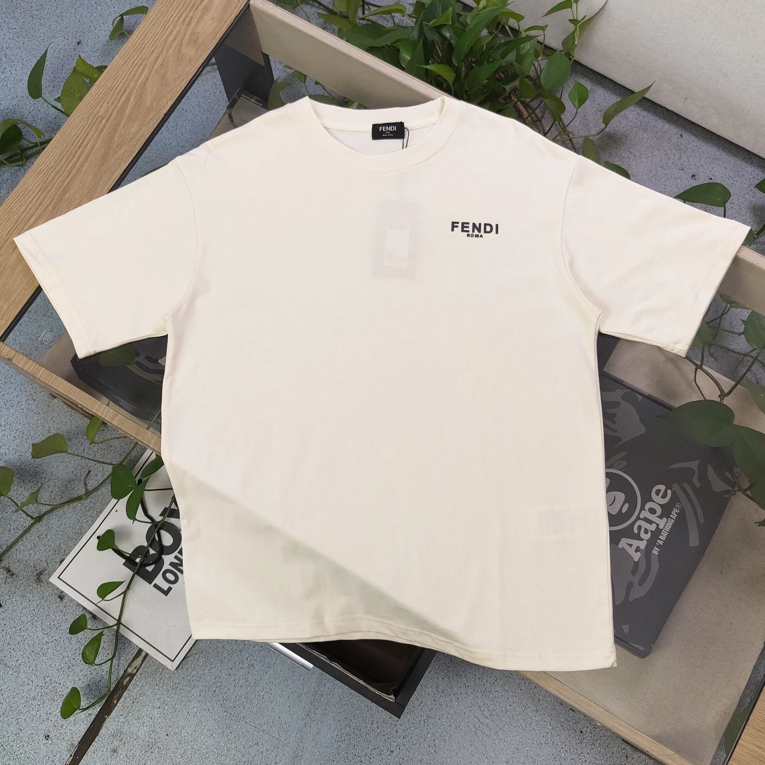 Fendi Roma Logo Print White T-Shirt - 2