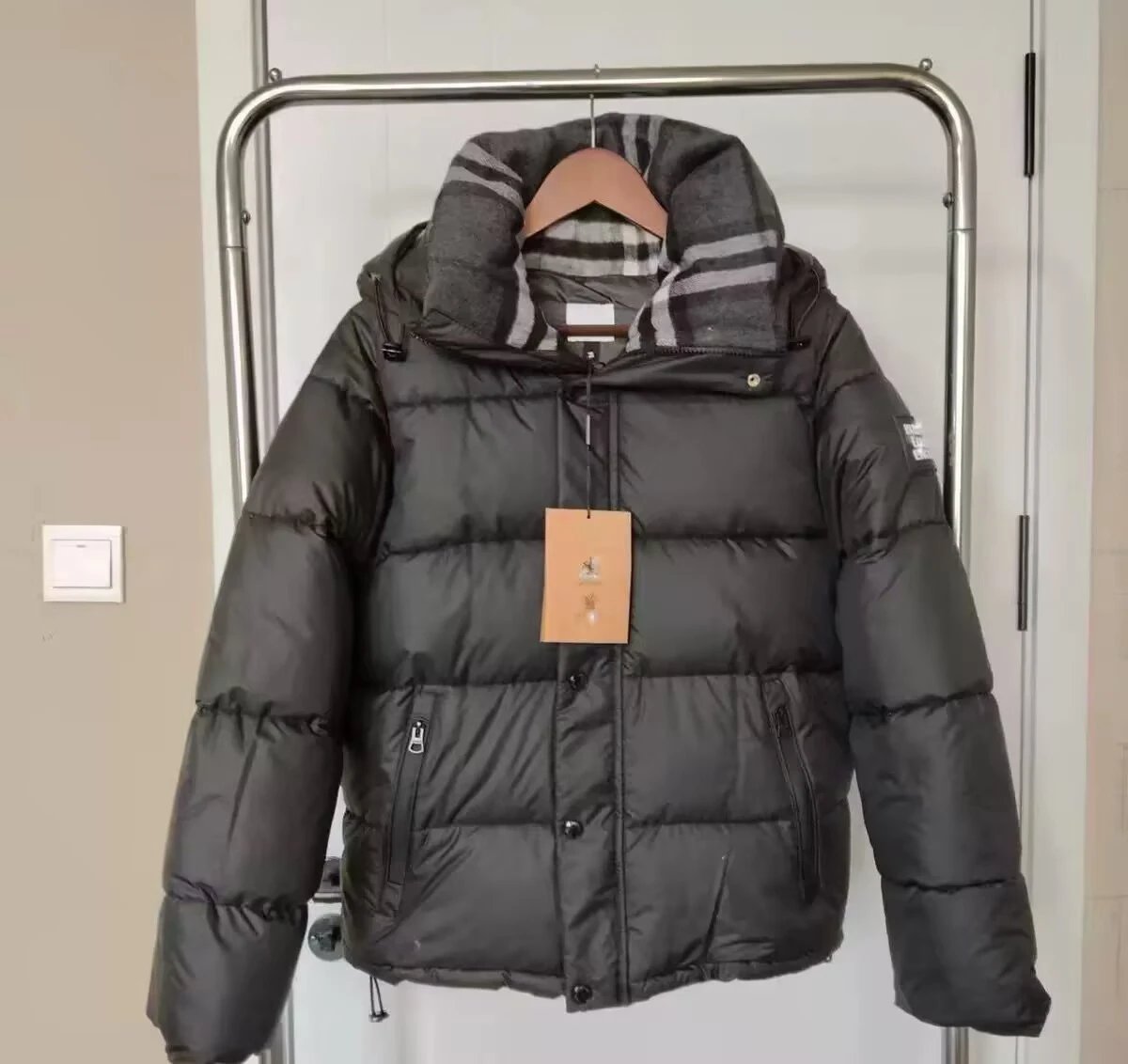 羊羔毛领黑白格