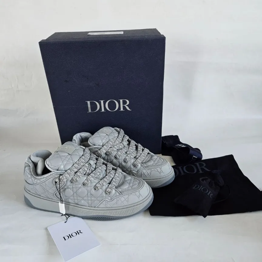 Dr. B9 Casual Sneakers