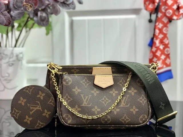 Louis Vuitton Crossbody Bags Monogram zip bag with adjustable wide strap product detail image 60