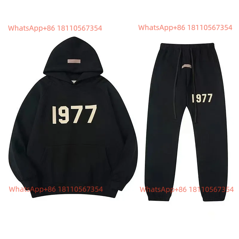 Essentials-1977 Black Set