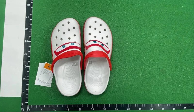 Crocs Fun Lab Lightning McQueen Clog Black / Red Kids Sandals - 5