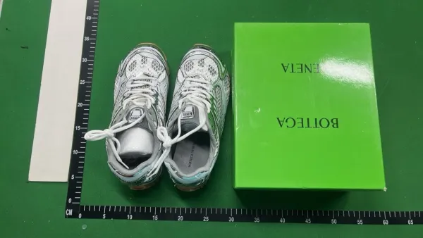 Off-White x Asics Gel-Lyte III Pink Croc-Texture Metallic Sneakers - 7