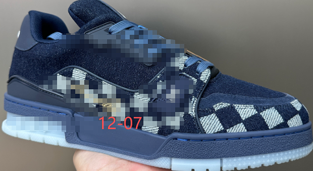 Louis Vuitton trainers: seller detail photo 7