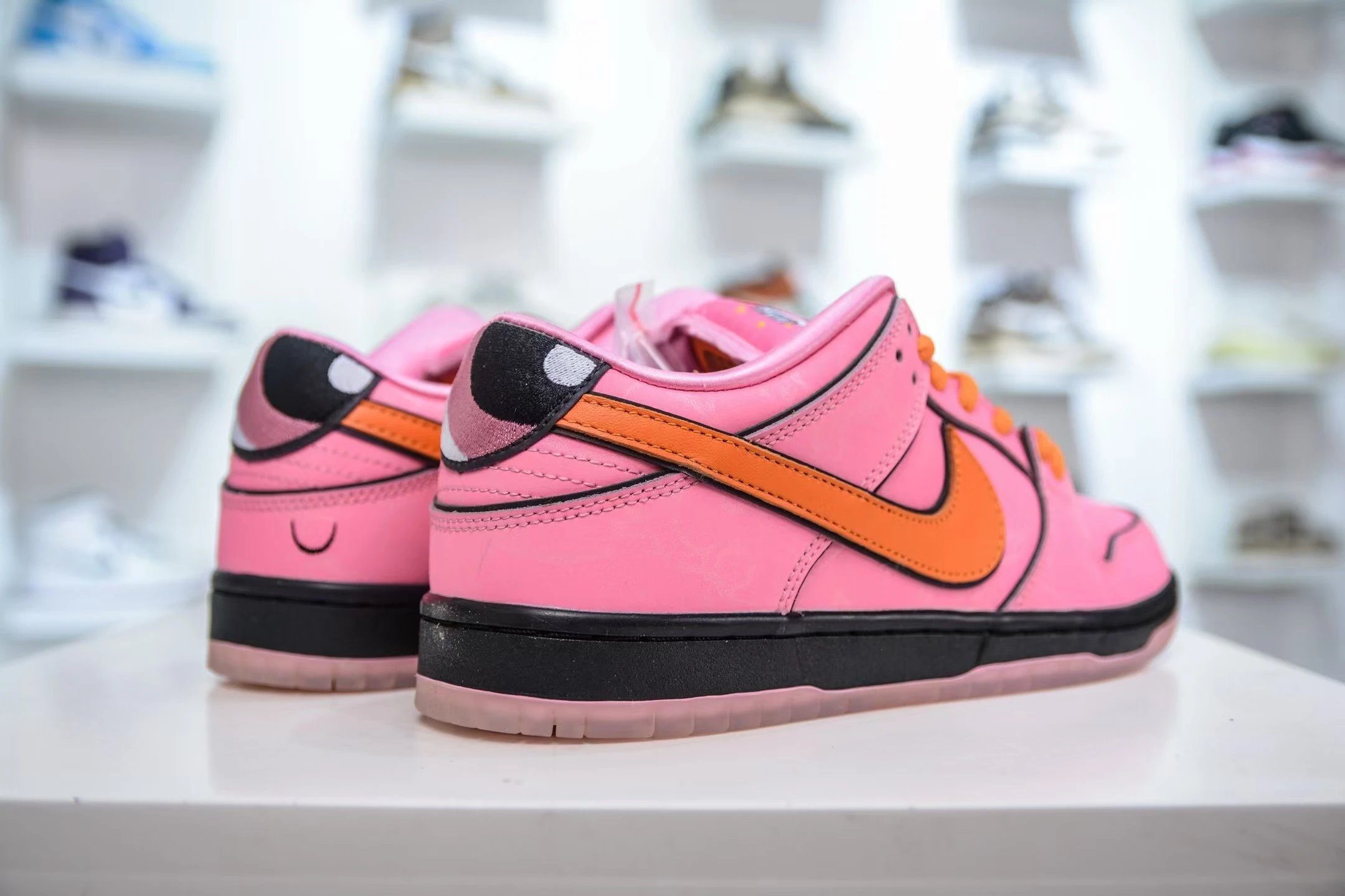Nike SB Dunk Low Pink Orange Sketch Sneakers - 8