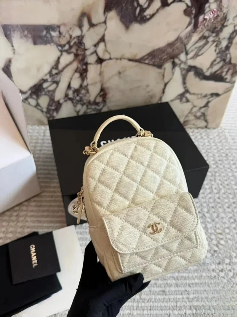 MCM Backpacks Visetos logo-print studded backpack — Beige 18*13cm