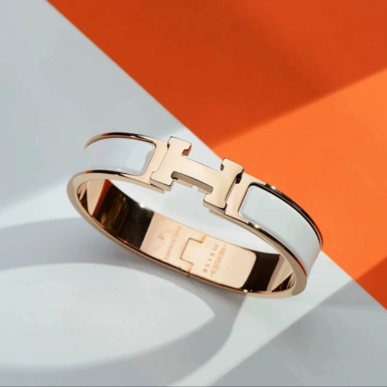 H * Clasp Bracelet