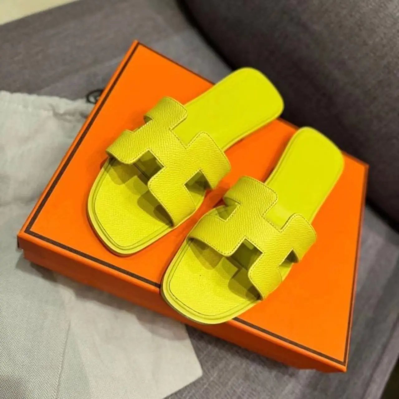 Palmprint Lemon Yellow