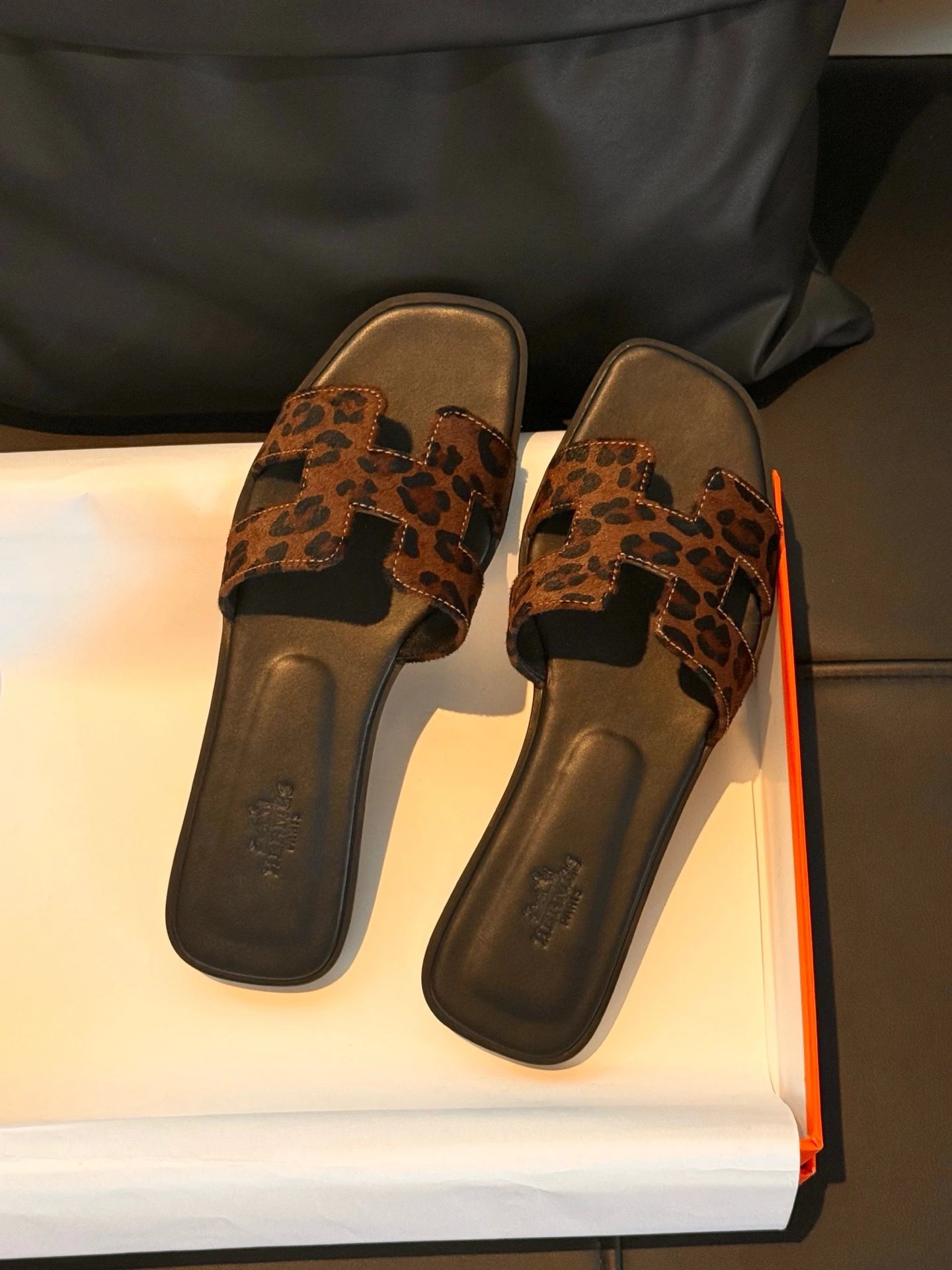 Sheepskin leopard print brown