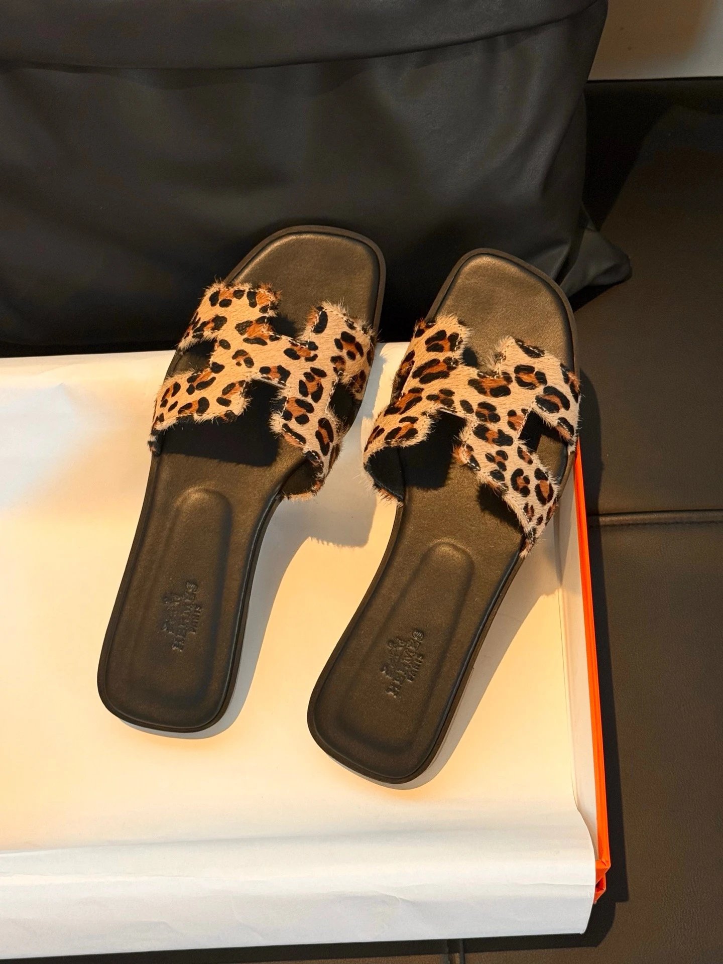 Sheepskin leopard print yellow
