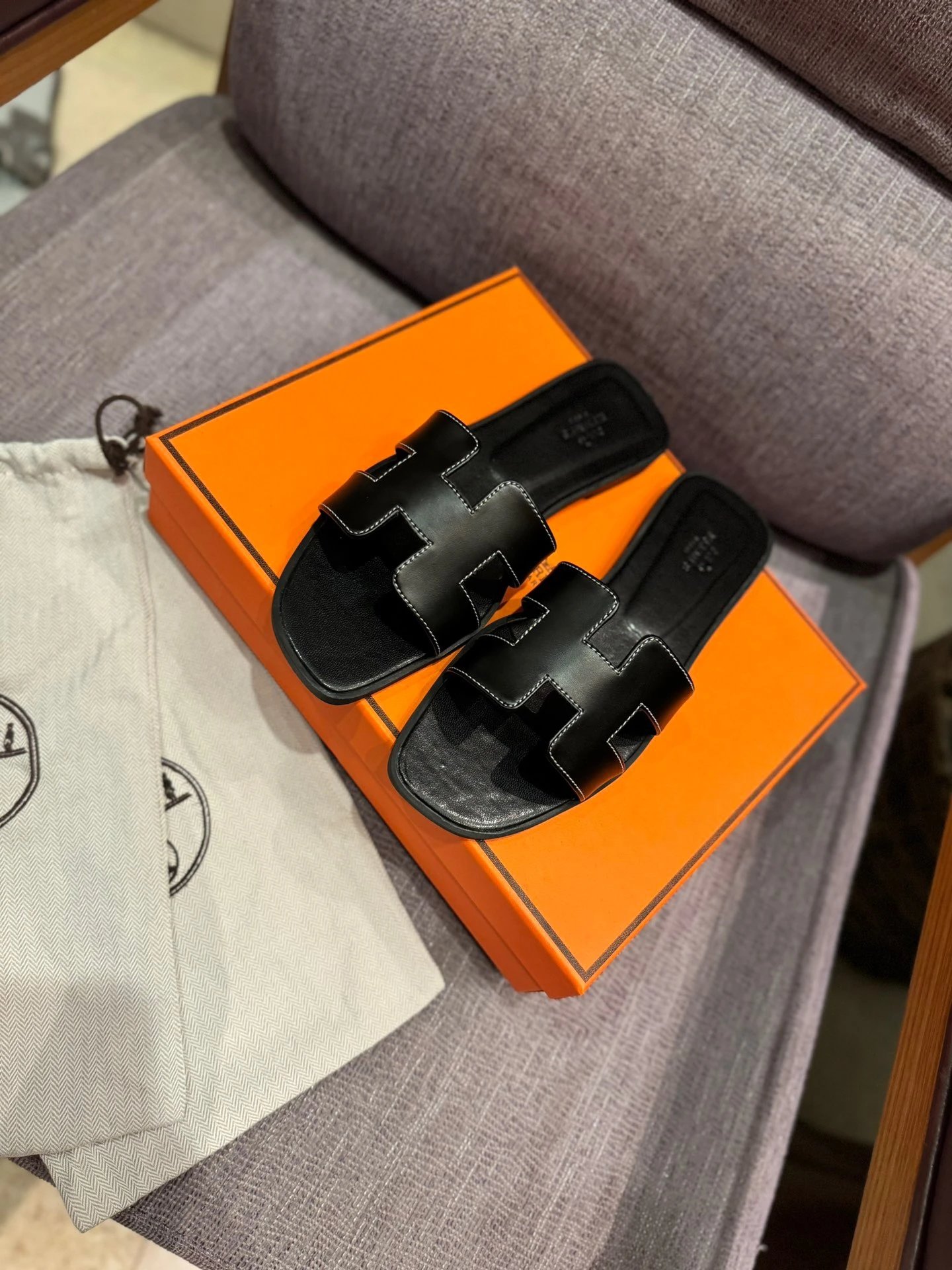 H slippers