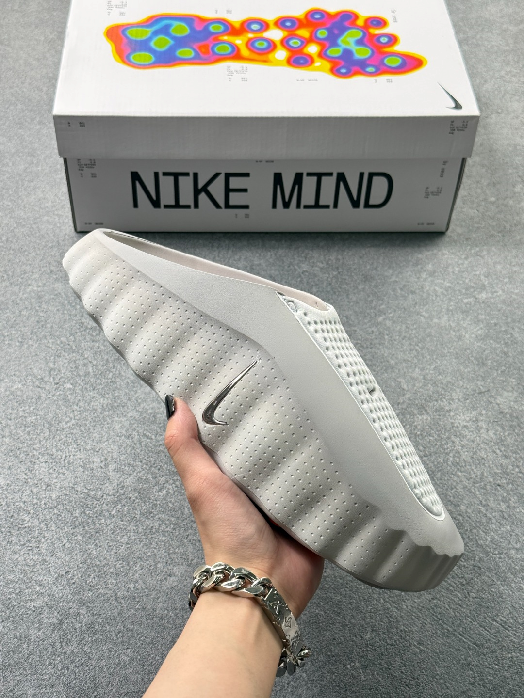 gray SKU image
