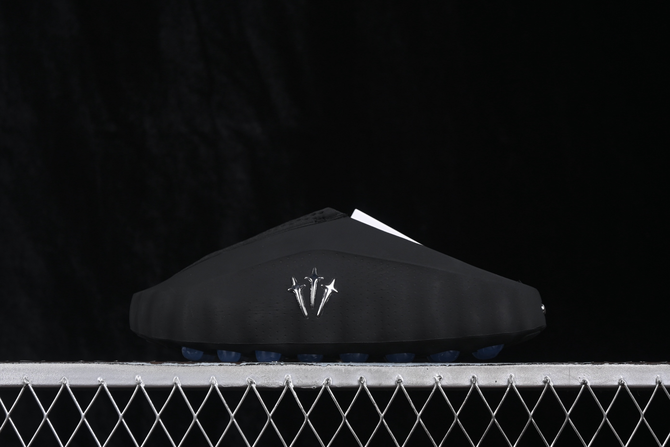 Black co-branded SKU image