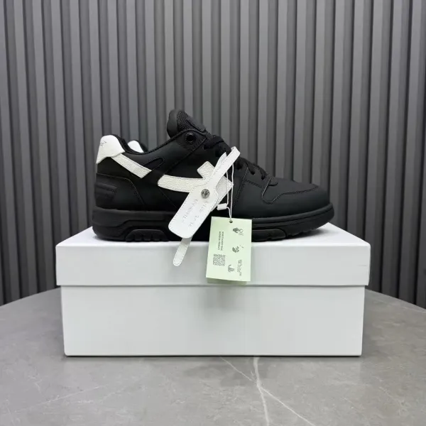 Off-White Diagonal Arrow Low Top Black/White Sneakers - 1