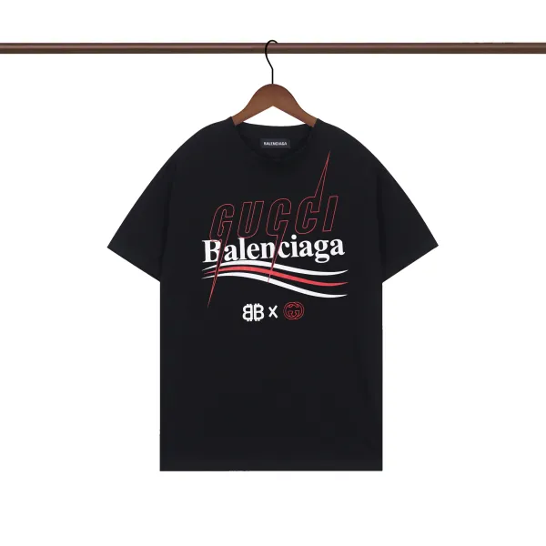 Gucci Distorted Logo Print White T-Shirt - 15