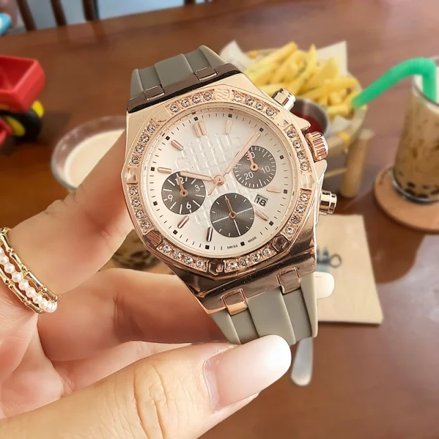 Vacheron Constantin Watches Chronograph Wristwatch product detail image 1