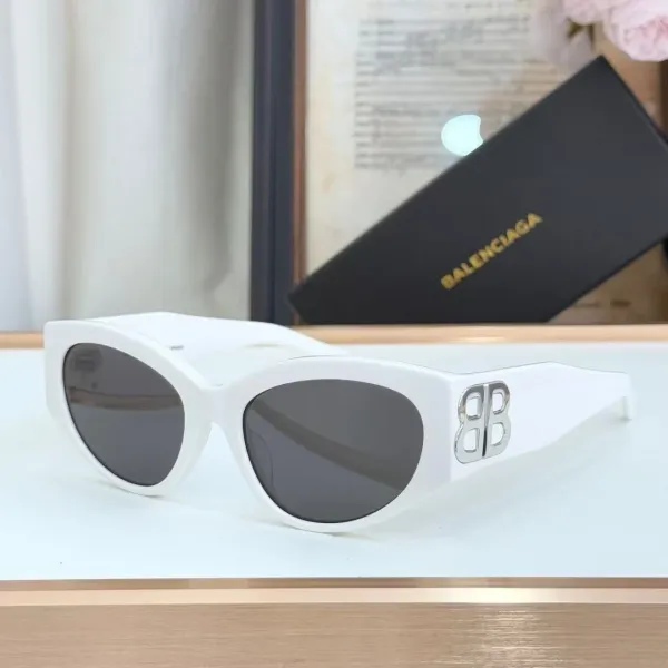 Balenciaga BB Tortoiseshell Sunglasses - 5
