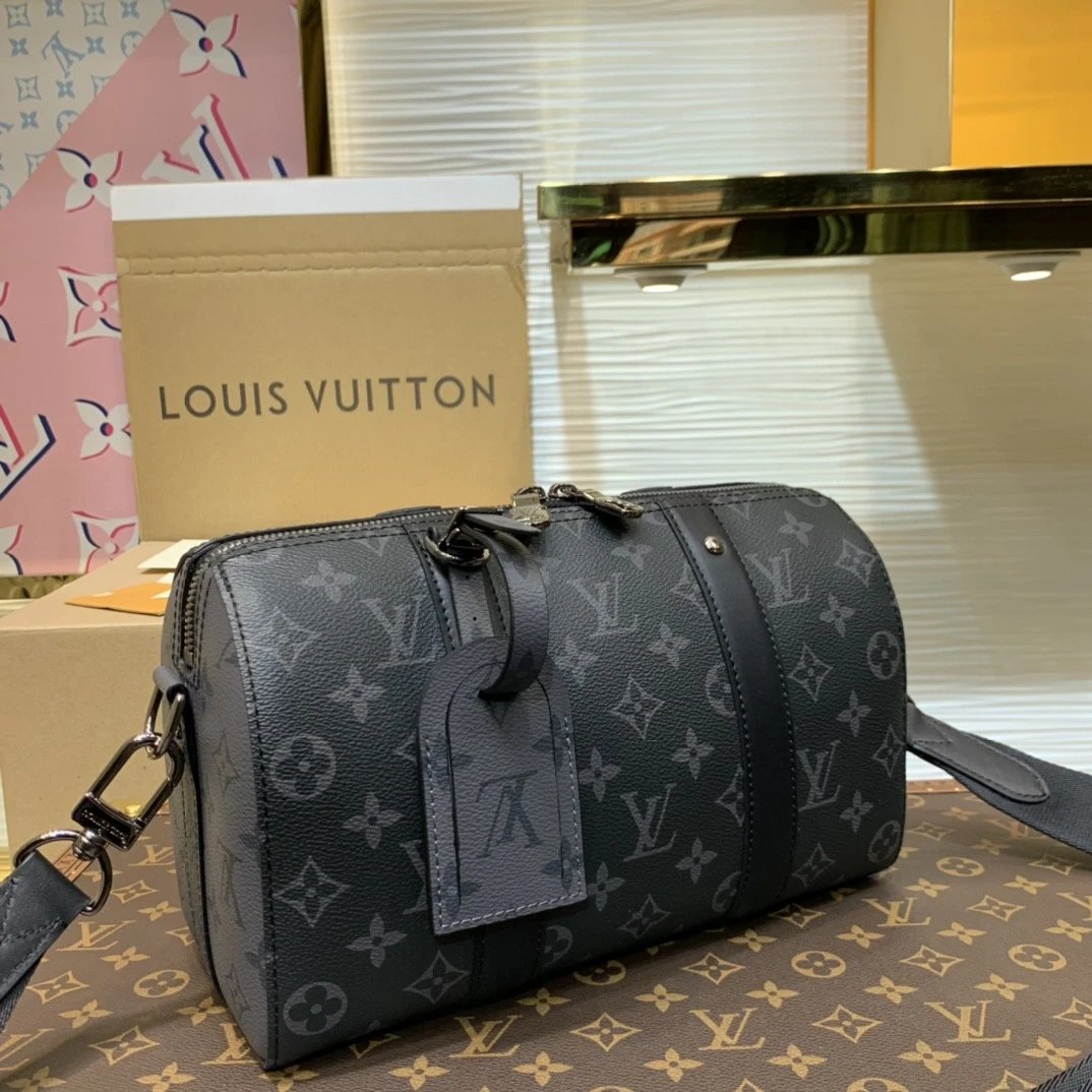Louis Vuitton Keepall Bandouliere Black Monogram Canvas Duffel Bag