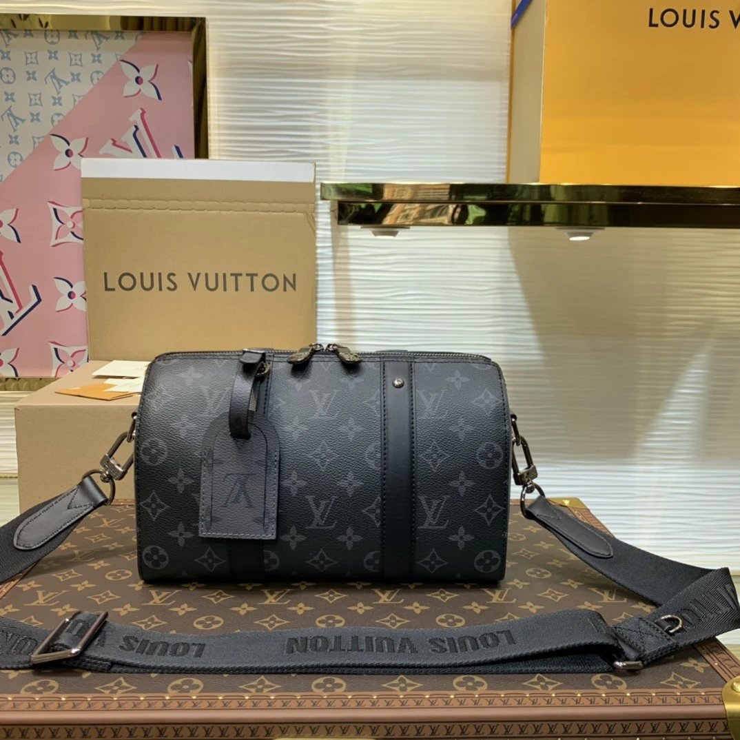 Louis Vuitton Bucket Bag