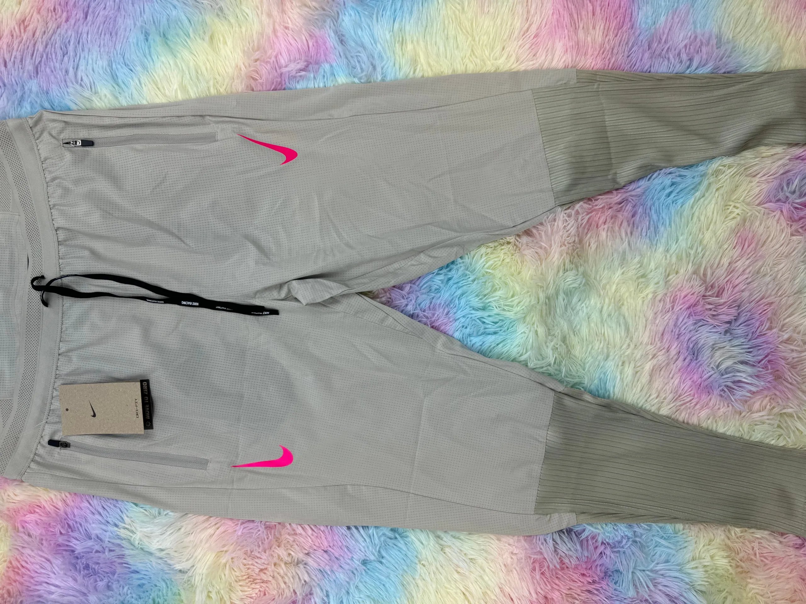 Nike Trousers AeroSwift tapered running with zip pockets image 2
