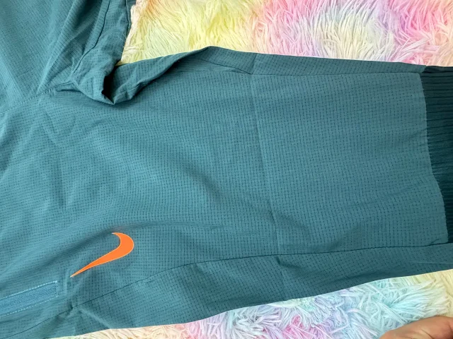 Nike Trousers AeroSwift tapered running with zip pockets product detail image 11