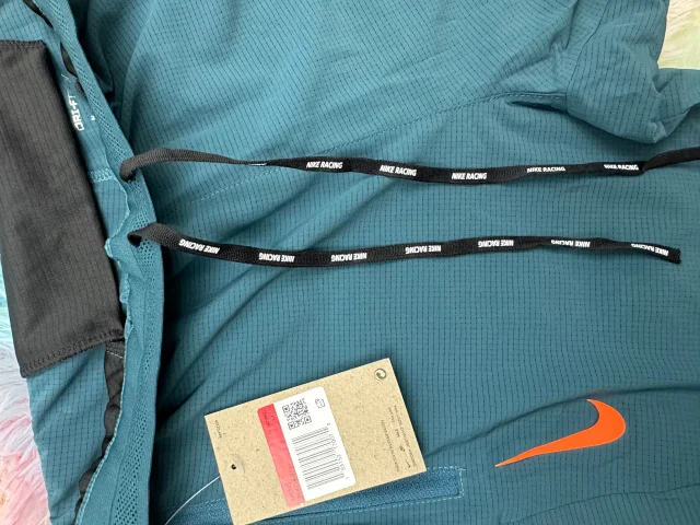 Nike Trousers AeroSwift tapered running with zip pockets product detail image 12