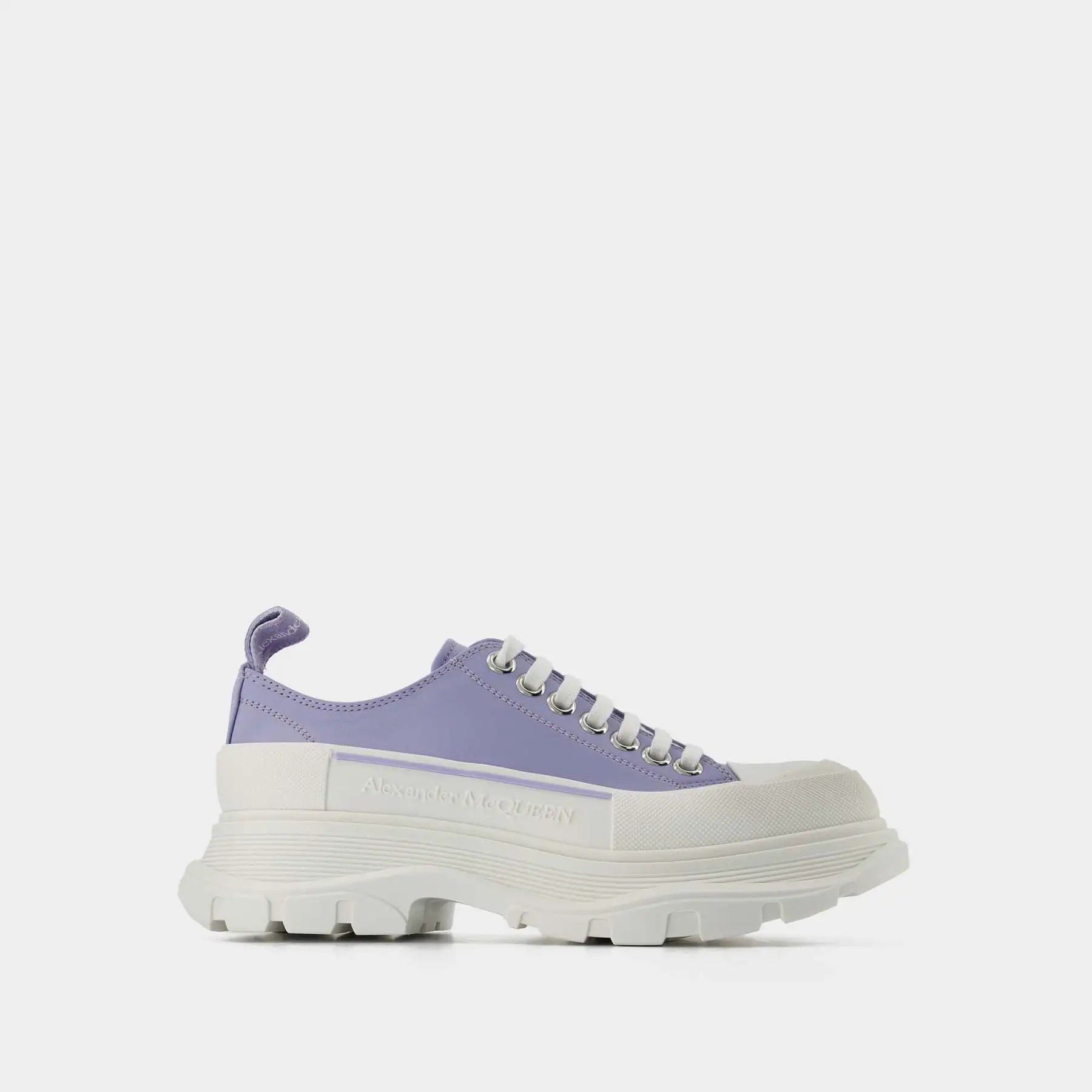 Alexander McQueen
Tread Slick Sneakers - Alexander Mcqueen - Lilac/White - Leather