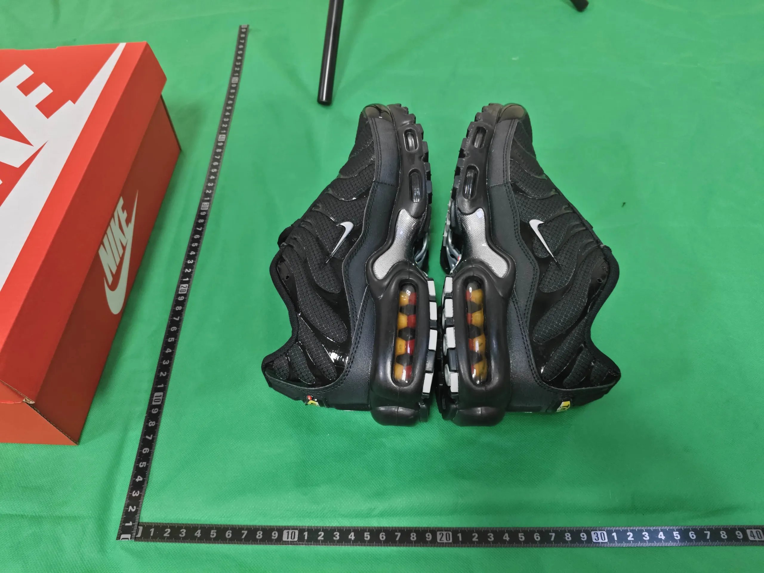 Nike TNs 2 [MID BATCH]