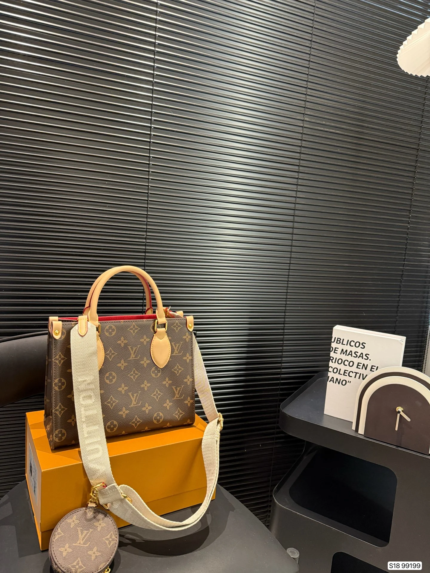 Louis Vuitton OnTheGo PM classic monogram tote bag